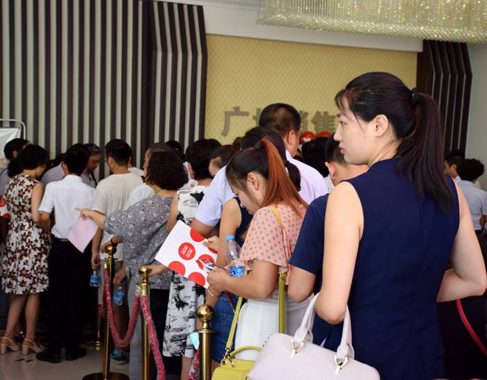 喜報(bào)！捷報(bào)！一經(jīng)推出即成隴南商業(yè)傳奇！