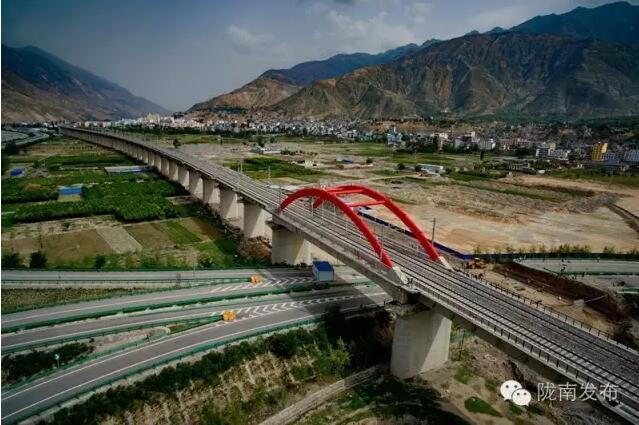 蘭渝鐵路最新進展！除胡麻嶺隧道外已全線鋪通