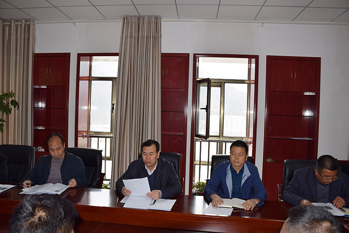 市龍江公司召開全體員工大會，專題傳達學習上級會議精神