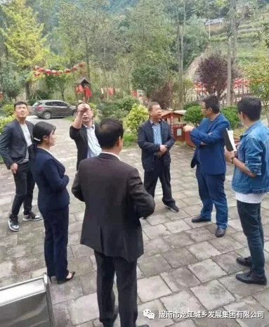 市龍江集團安全領(lǐng)導小組國慶前進行安全生產(chǎn)大檢查